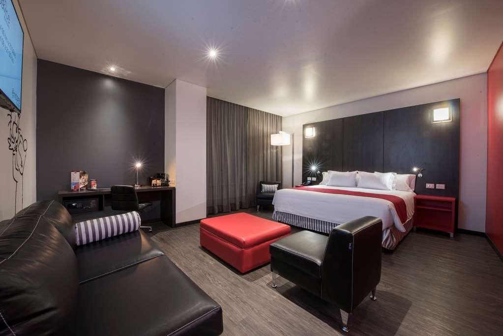 Ramada Encore San Luis Potosí Chambre photo
