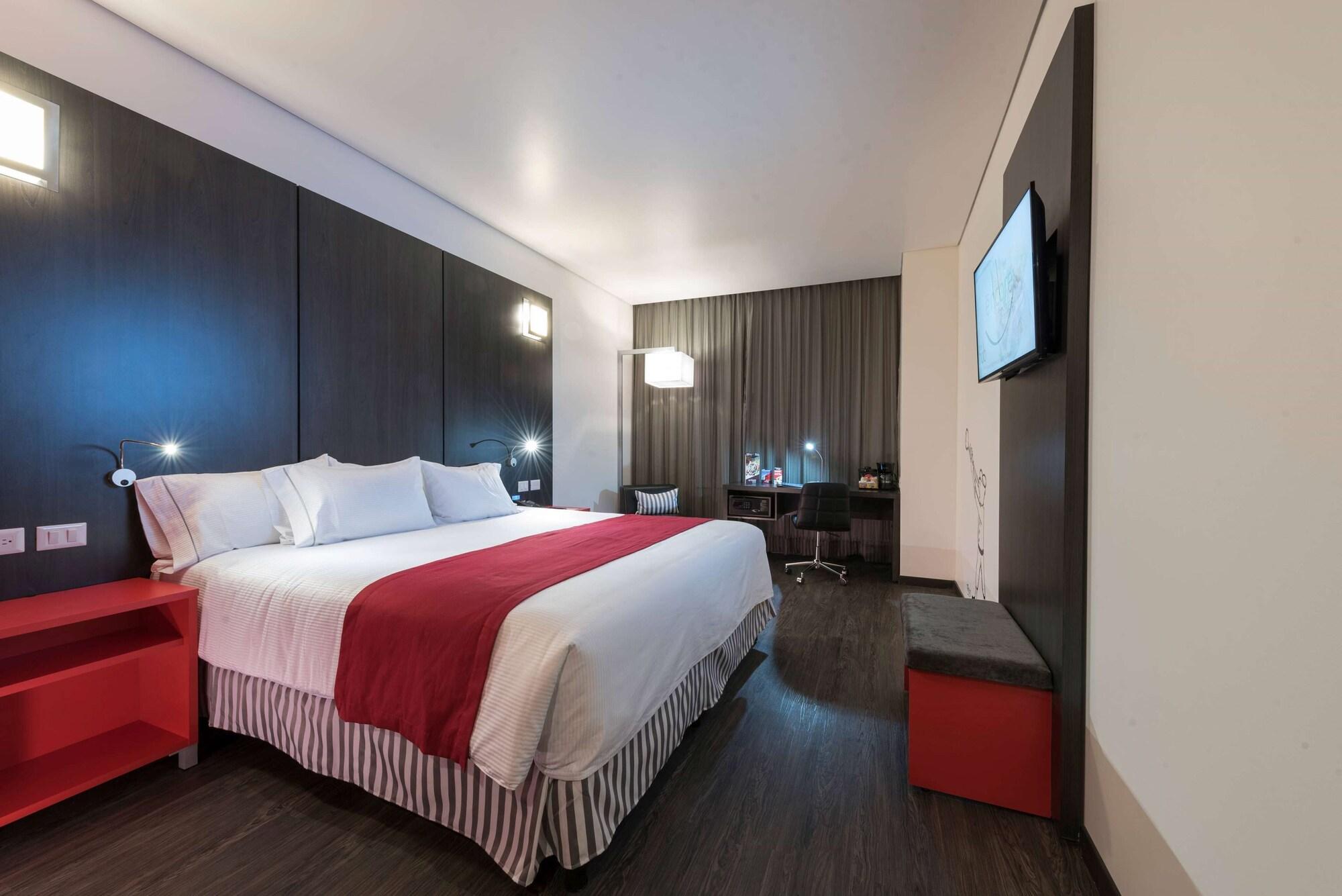 Ramada Encore San Luis Potosí Extérieur photo